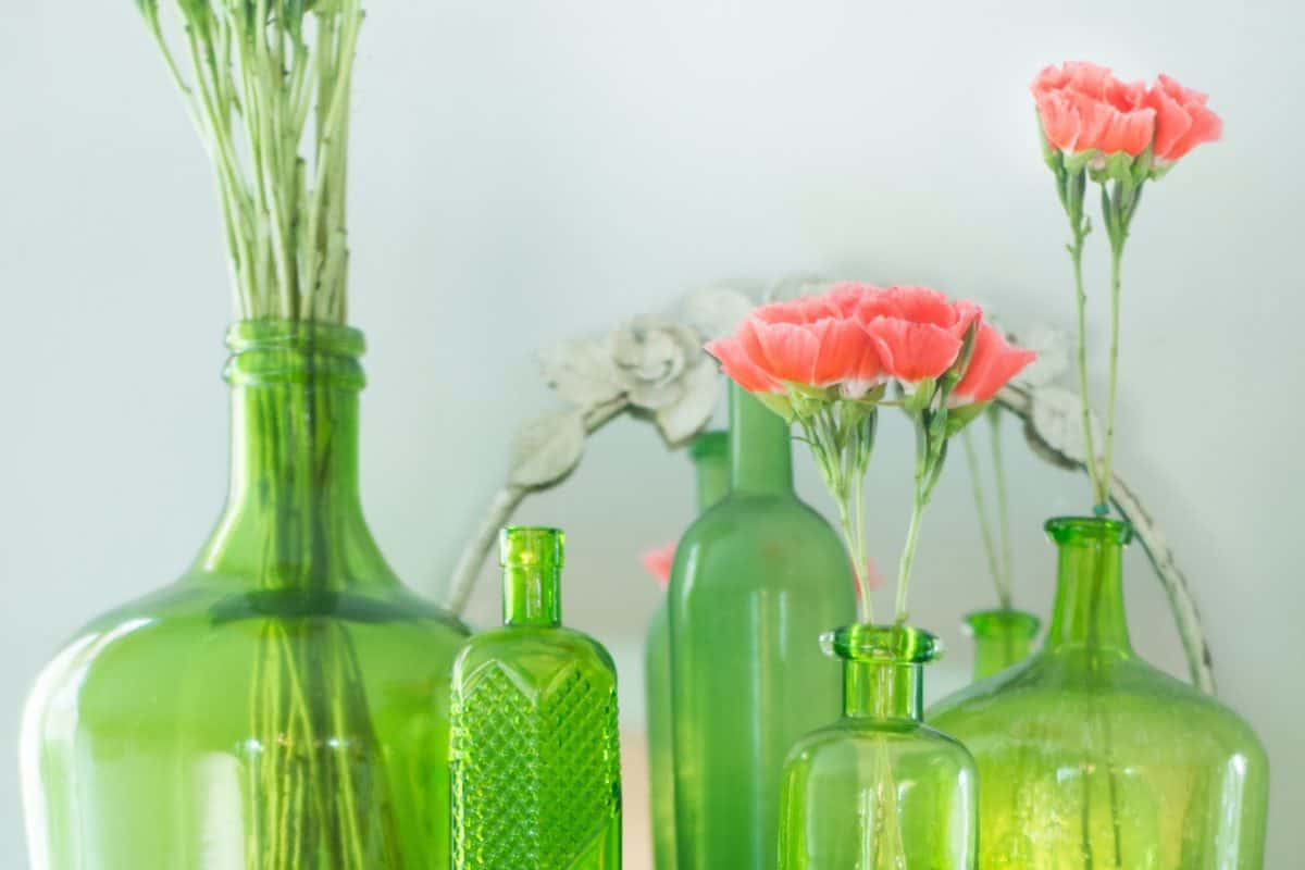 Dodatki do sypialni w kolorze butelkowej zieleni