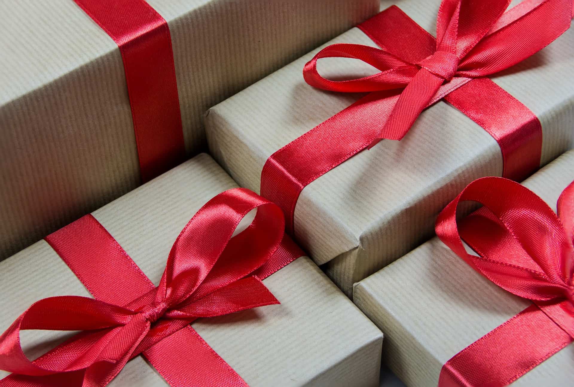 Spersonalizowany prezent dla bliskiej osoby – jaki wybrać?