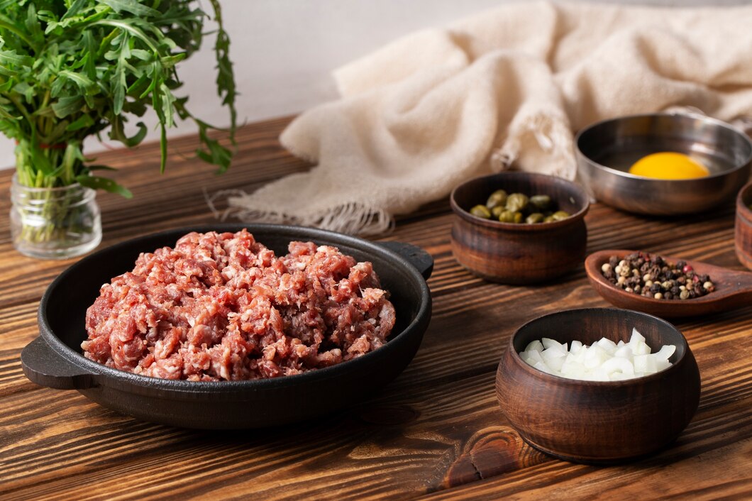 Korzyści płynące z karmienia psa surową wołowiną: Przewodnik po diecie BARF