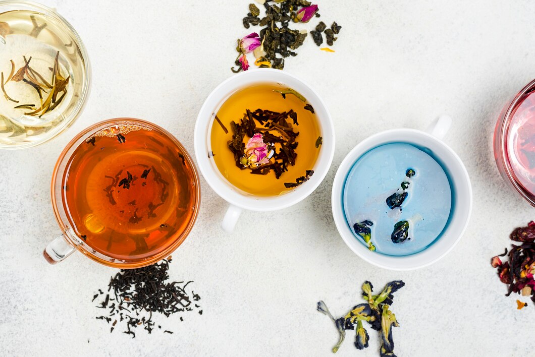 Jak wybór odpowiednich szklanek wpływa na doznania smakowe herbaty